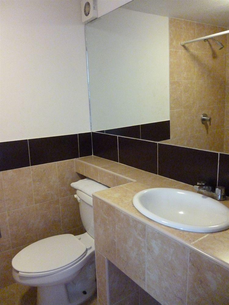 Hotel Plaza Morelos โทลุกา ภายนอก รูปภาพ